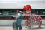 Whoosh Hadirkan Atraksi Barongsai Saat Perayaan Imlek
