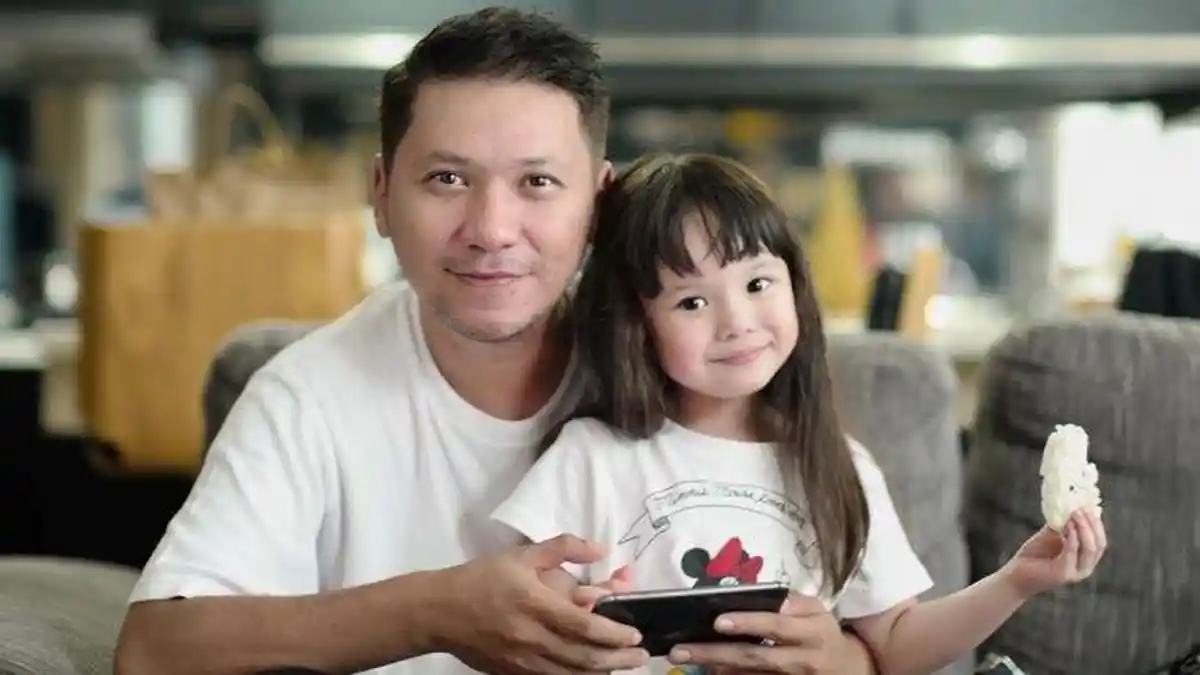 5 Potret Keseruan Gempi Rayakan Imlek 2020, Putri Gading Marten Punya Keahlian Menari