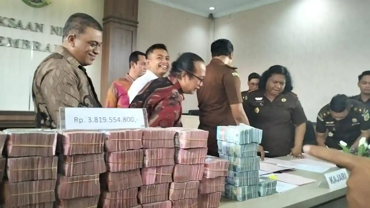 Mantan Bupati Jembrana Bali Rela Bayar Pengganti Denda Korupsi Rp 3,8 M, Winasa Bebas