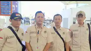 2026-05-16-Yusuf-Imam-Santoso-bersama-tim-di-di-Bandara.jpg