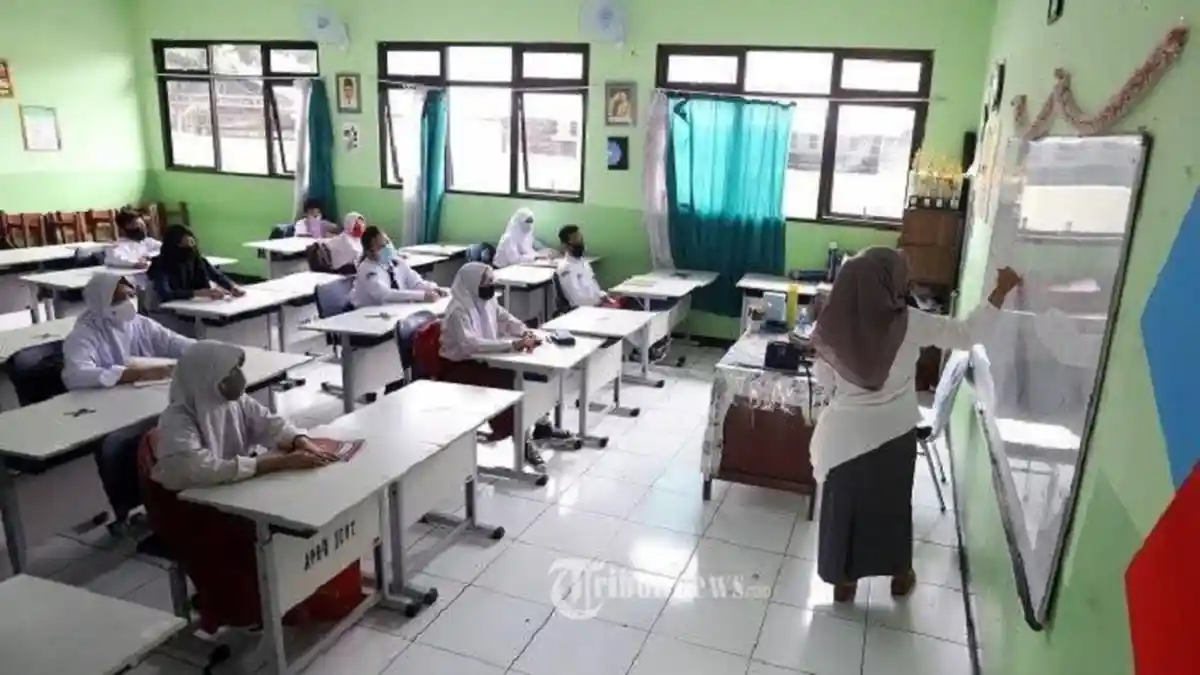 Masuk Wilayah PPKM Level 1-3, 490.217 Sekolah Boleh Gelar PTM Terbatas