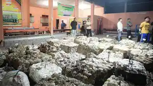 Suasana_lelang_karet_di_UPPB_Kopah_kuansing.jpg