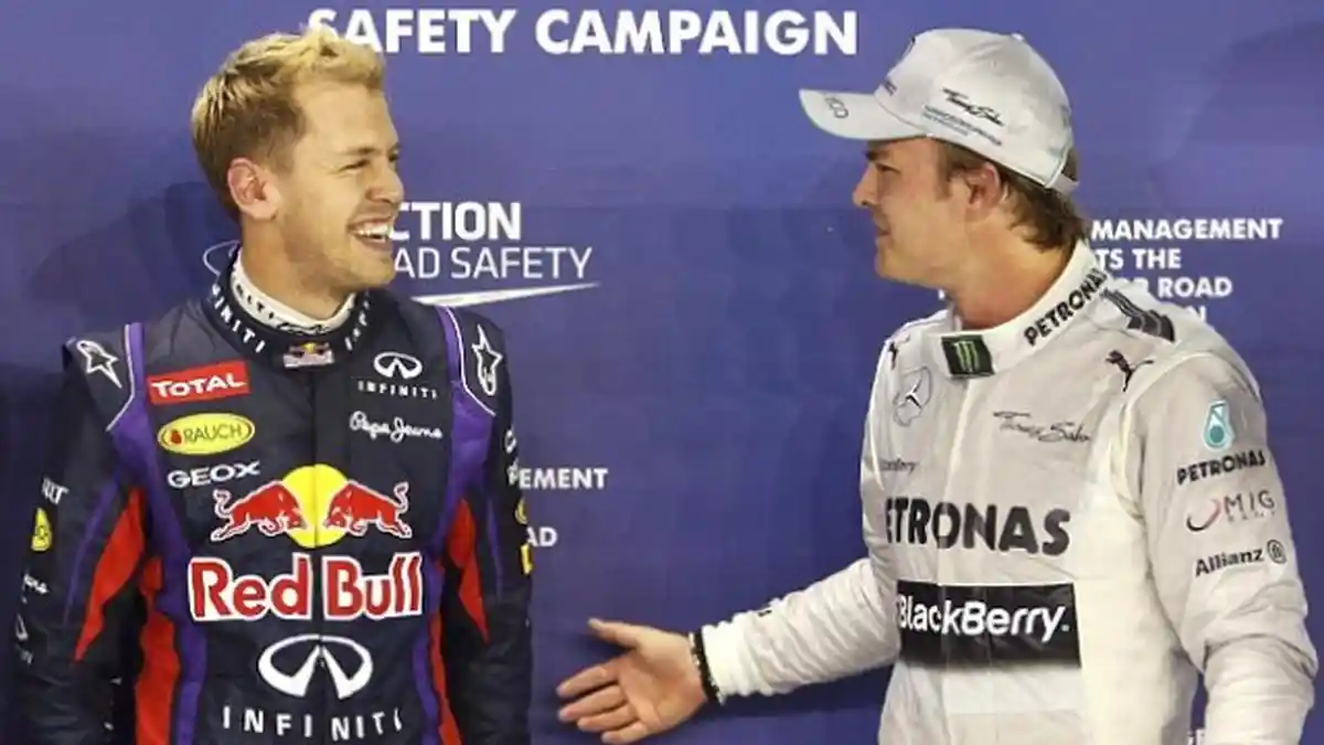 Vettel dan Rosberg Terlibat Saling Senggol di Tikungan Pertama GP Malaysia