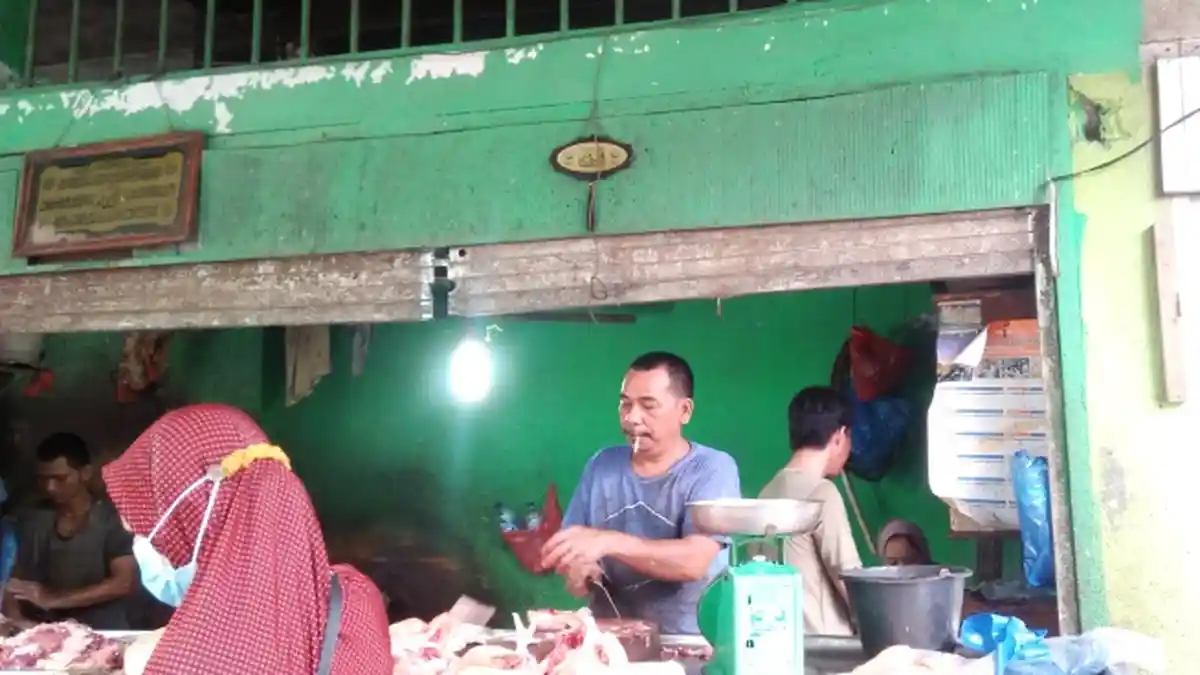 Harga Daging Ayam Broiler dan Cabai Rawit di Nias Barat Gila-gilaan