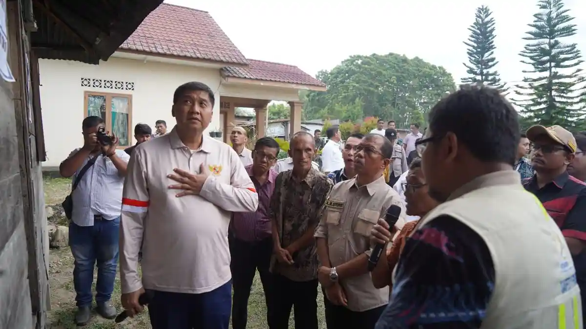Maruarar Sirait Tinjau CPB Bantuan Stimulan Perumahan Swadaya