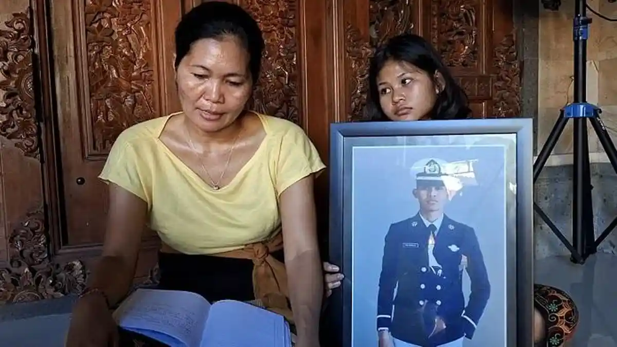 KELUARGA KECEWA, Tuntutan Jaksa ke Pembunuh Putu Satria Terlampau Ringan