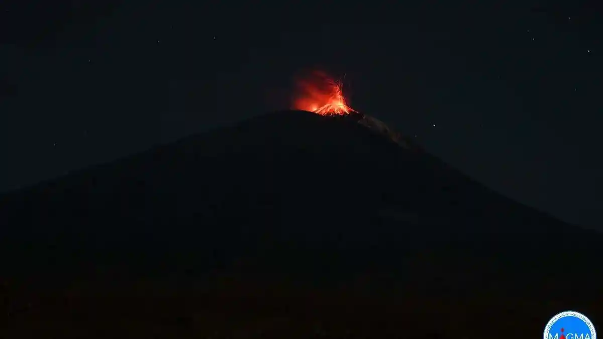 Gunung Lewotobi 88 Kali Gempa Letusan 85 Kali Gempa Hembusan 