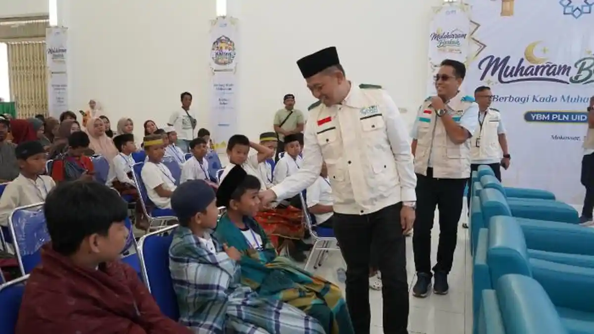 Semarak Muharram 1448 H, YBM PLN UID Sulselrabar Gelar Khitanan Massal untuk 1.000 Anak Yatim Dhuafa - Tribun-timur.com