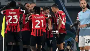 strahinja-pavlovic-tengah-merayakan-gol-pertamanya.jpg