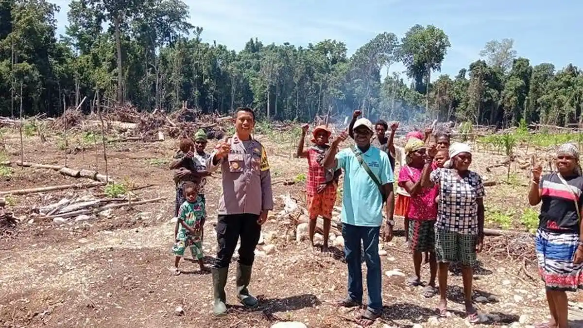 Dukung Program Presiden Prabowo, Polsek Potowaiburu Mimika Barat Jauh Siapkan Lahan 2 Hektar