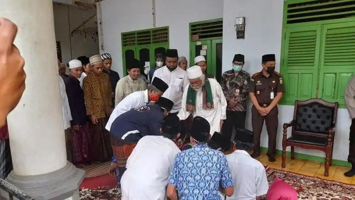 Kasus Ritual Mandi Bersama Pengikut Aliran Hakekok, Bertaubat dan Teken Surat Perjanjian
