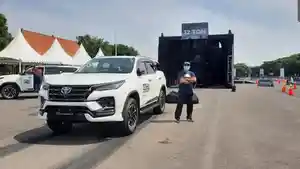Mobil-Toyota-Fortuner-yang-menjadi-salah-satu-jenis-mobil-yang-pakai-dexlite.jpg