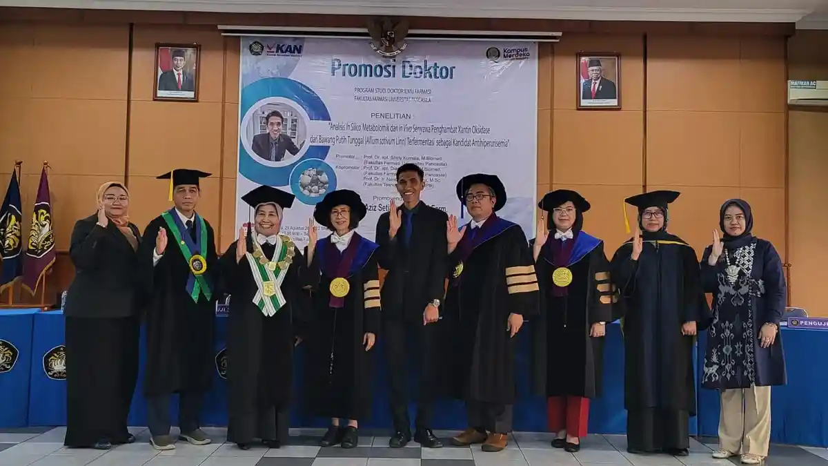 Abdul Aziz Pertahankan Disertasi Doktor Lewat Riset Black Garlic Jadi Alternatif Antihiperurisemia