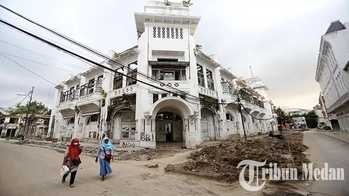 Berita Foto: Pemko Medan Siap Ikuti Proses Hukum, Ahli Waris Gedung Warenhuis Gugat Rp 1 Triliun - 13072023_REVITALISASI-WARENHUIS_ABDAN-SYAKURO-4.jpg