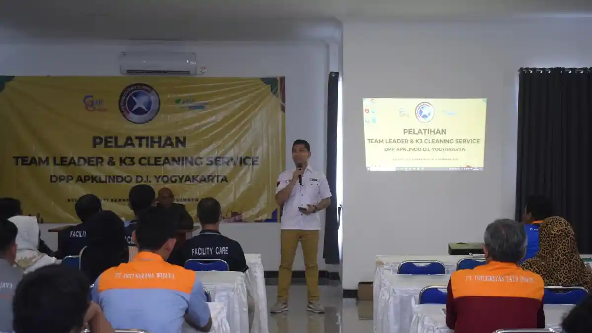 Tekan Angka Kecelakaan Kerja, Apklindo DIY Gelar Pelatihan Klining Service