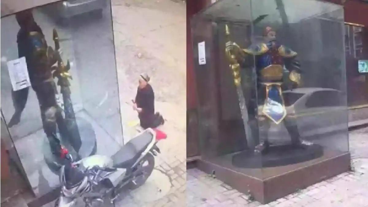 Seorang Nenek di Tiongkok Berdoa di Depan Patung Mainan, Dikira Patung Dewa