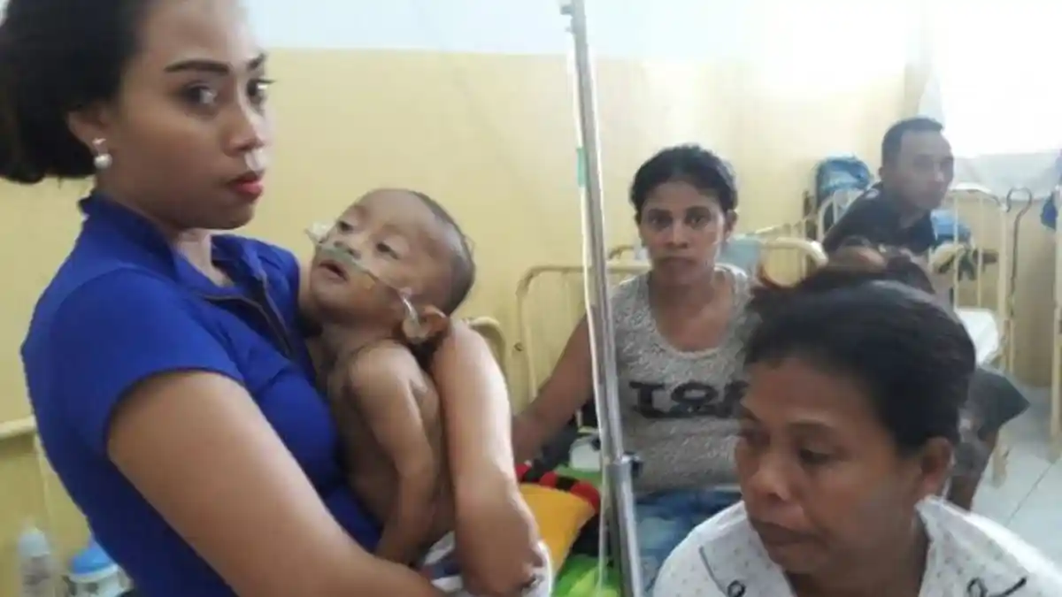 Duh, Tak Punya Biaya Berobat, Bayi Ini Divonis Tak Berumur Panjang