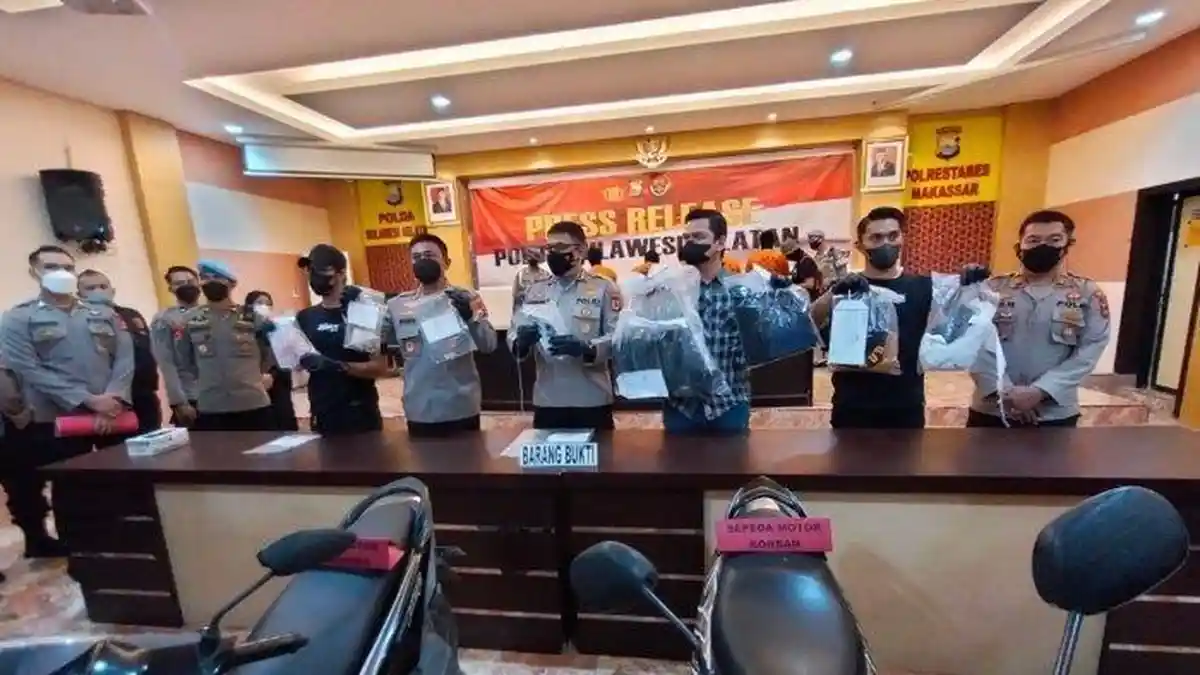 Oknum Polisi Eksekutor Penembakan Pegawai Dishub di Makassar Beli Senpi dari Jaringan Teroris