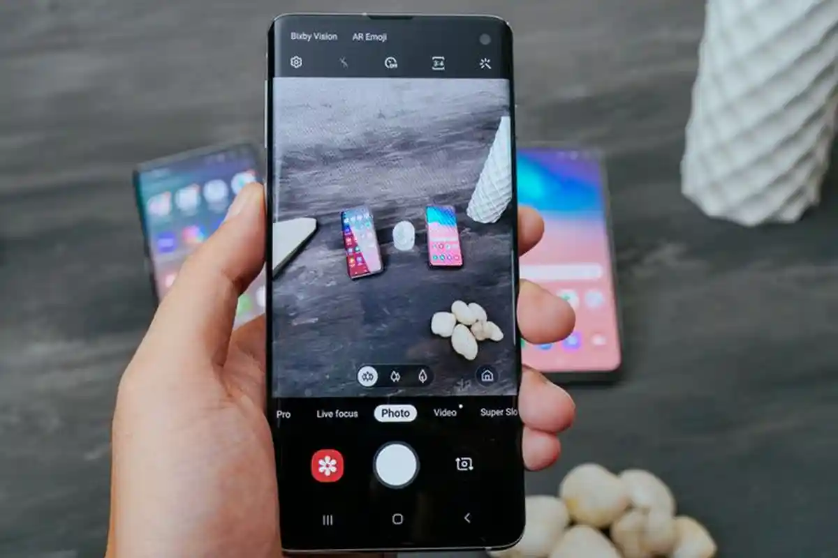 Pembaruan Software Bikin Galaxy S10 Hang, Samsung Tarik Update XXU1ASE5