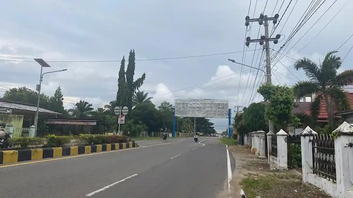 6 Kecamatan Waspada Petir, Prediksi Cuaca Mukomuko Bengkulu Selasa 8 April 2025