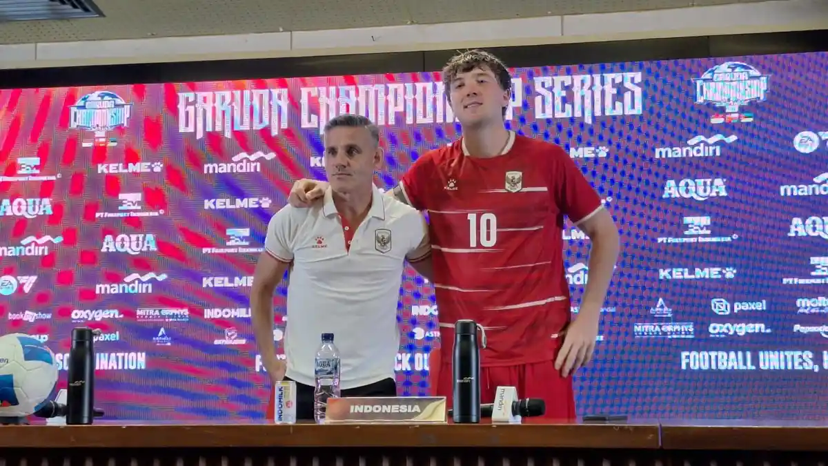 Ole Romeny Unjuk Skill Gocek Pemain Mozambik di SUGBK, Ini Kata John Herdman