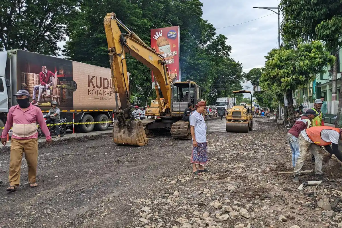Perbaikan Jalan Agil Kusumadya Kudus Rencana Selesai Akhir Desember