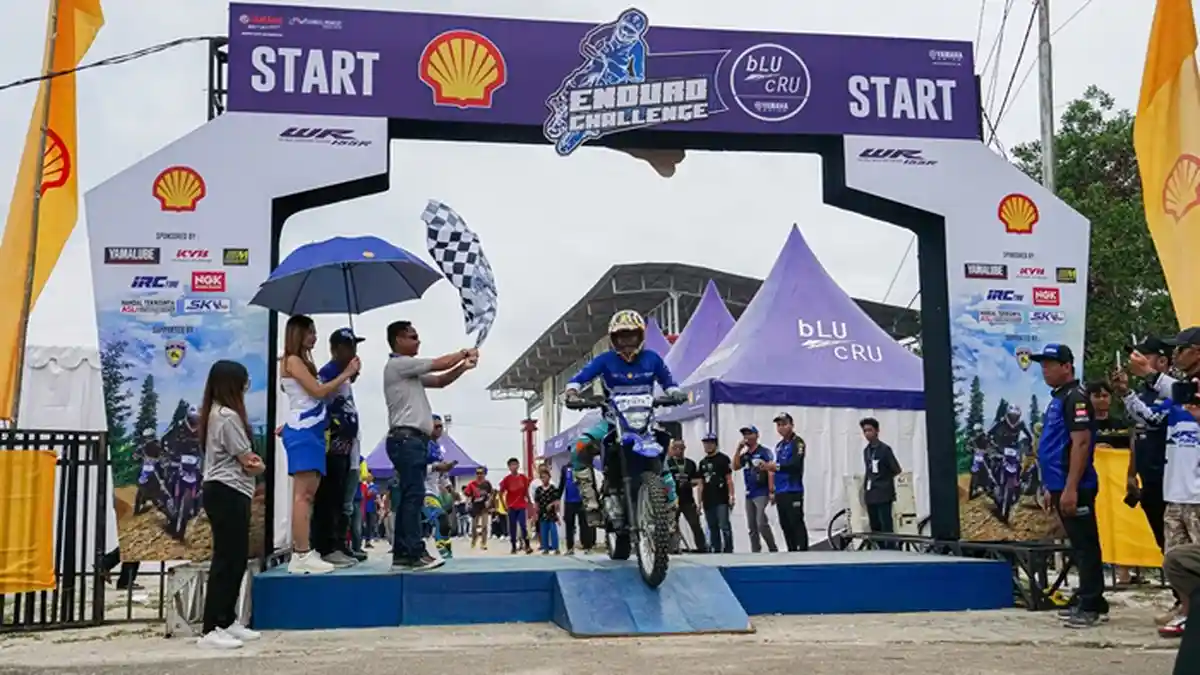 Jadi Pusat Perhatian, Shell bLU cRU Yamaha Enduro Challenge Berlangsung Meriah di Kalimantan