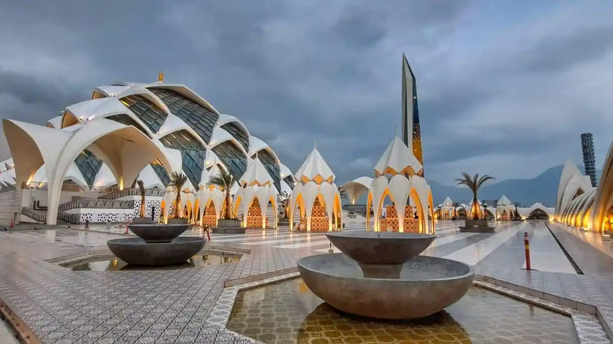 Jadwal Buka Puasa Hari Ini 27 Ramadhan, 17 Maret 2026 di Kota Bandung dan Sekitarnya