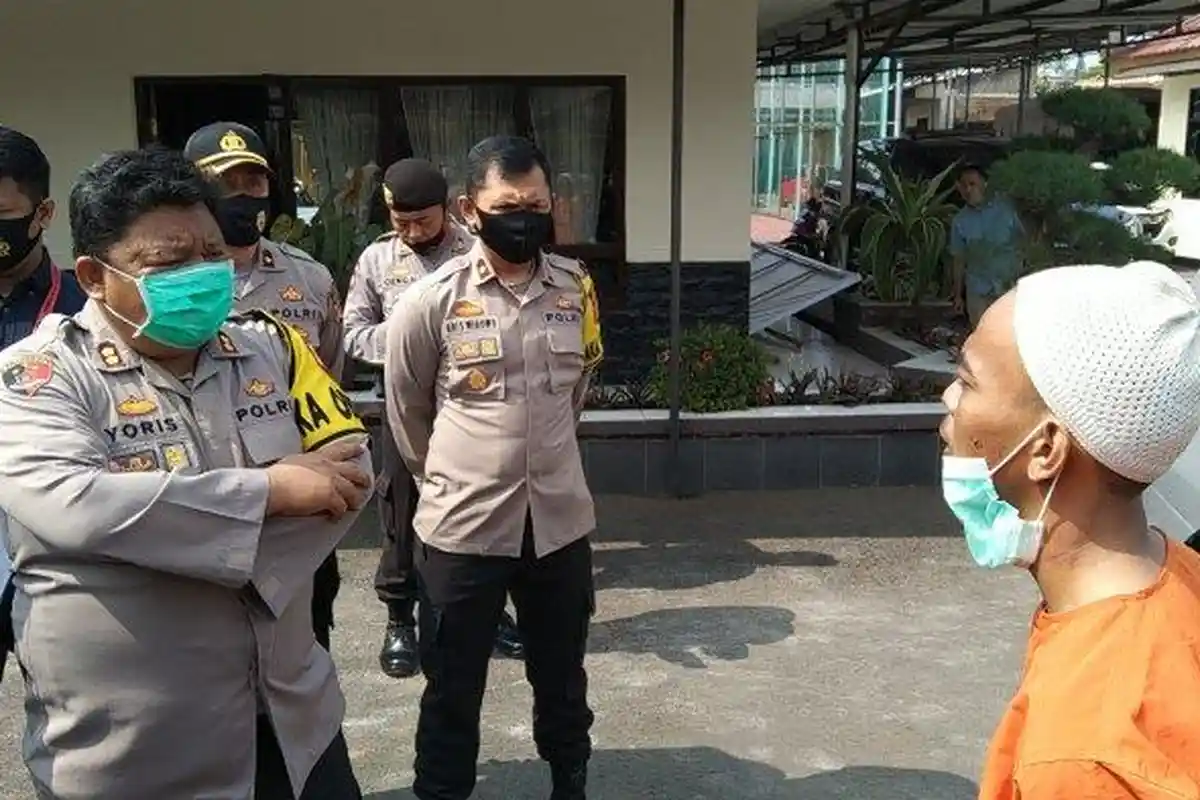 Pengakuan Sopir Angkot yang Ngaku HRD, Tipu 11 Perempuan Diminta Foto Bugil Berdalih Tes Keperawanan