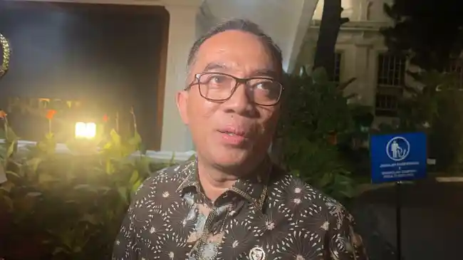 Malam-malam, Menteri Brian Dipanggil Prabowo ke Istana, Mobnas Dibahas