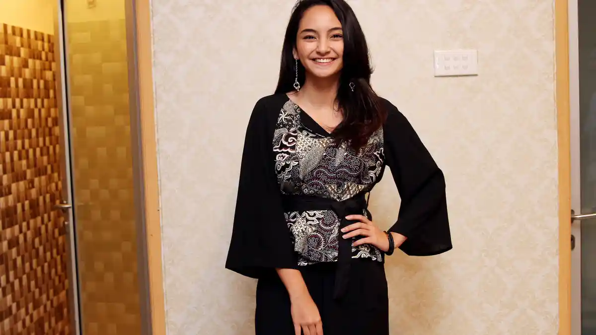 Valerie Tifanka Senang Jadi Wanita Sunda