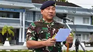 Laksamana-Muda-TNI-purnawirawan-Antongan-Simatupang-saat-menj.jpg