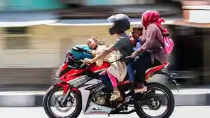 Pengendara-Sepmor-di-Kawasan-Lhokseumawe.jpg