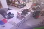Perampokan-Minimarket-di-Cimanggis.jpg