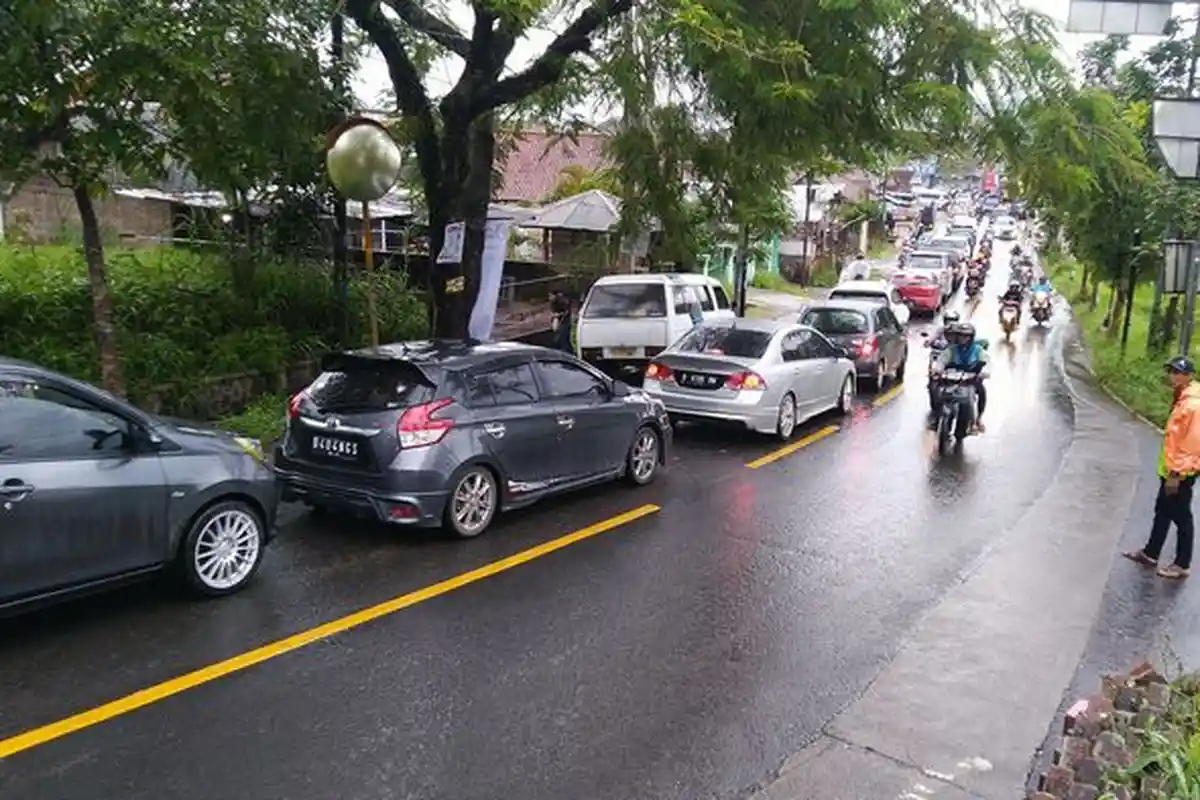 Kendaraan yang Menuju Ciwidey Rancabali Meningkat, Namun Kondisi Objek Wisata Biasa Saja
