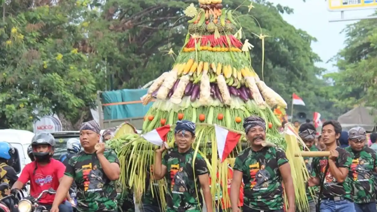 Uniknya Sedekah Bumi Batangsaren Tulungagung