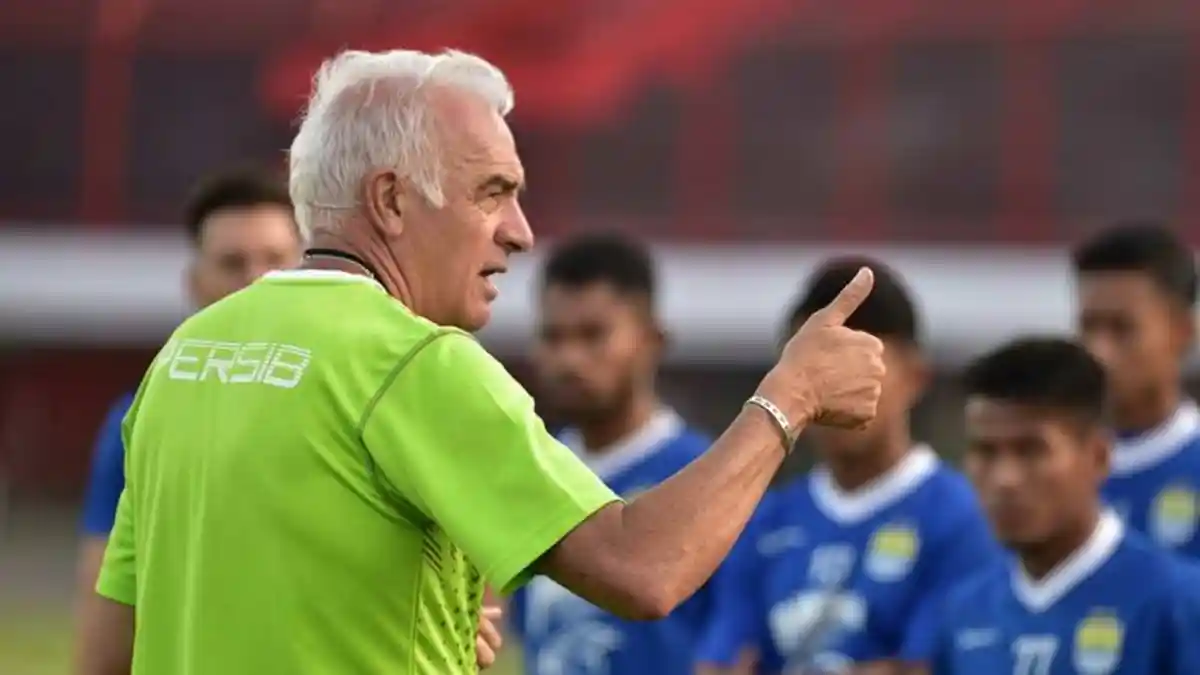 BERITA PERSIB - Terbaru Usai Pelatih Mario Gomez Dipecat, Kabar Daftar 4 Pemain Hengkang, Bauman?