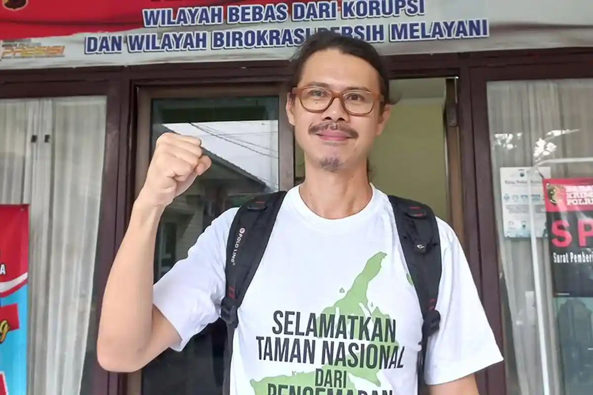 "Saya Tidak Pernah Bilang Warga Karimunjawa Berotak Udang" Tegas Daniel Usai Keluar Ruang Tahanan