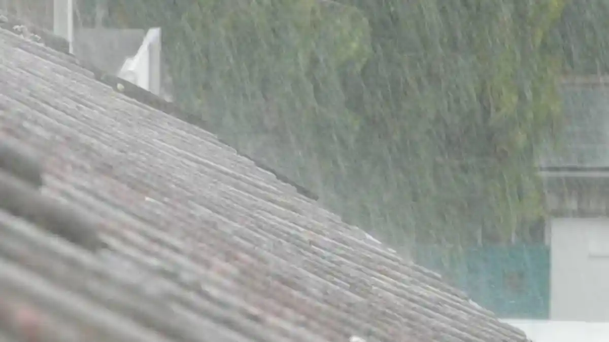 Cuaca NTB Besok Senin 24 November 2025: Hujan Sedang di Bima dan Sumbawa