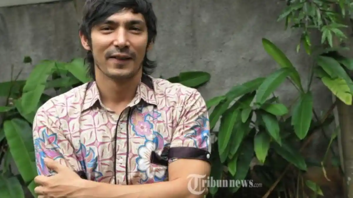 Kisah Menyentuh dari Sang Penulis Dibalik Layar Film Bulan Terbelah di Langit Amerika 2