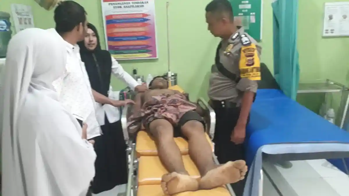 Alat Panen Terkena Kabel Listrik Tegangan Tinggi, Seorang Pemanen Sawit Meninggal
