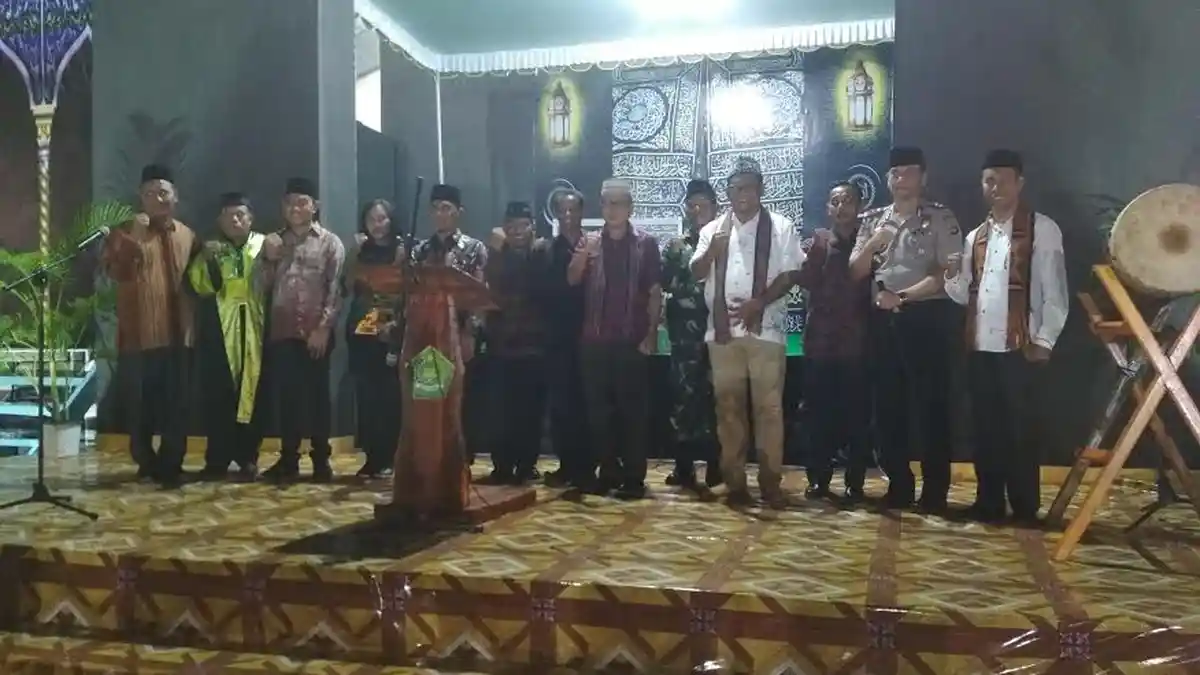 Kelompok Pesparani Katolik Nyanyikan Mars dan Himne MTQ Tingkat Kabupaten Lembata