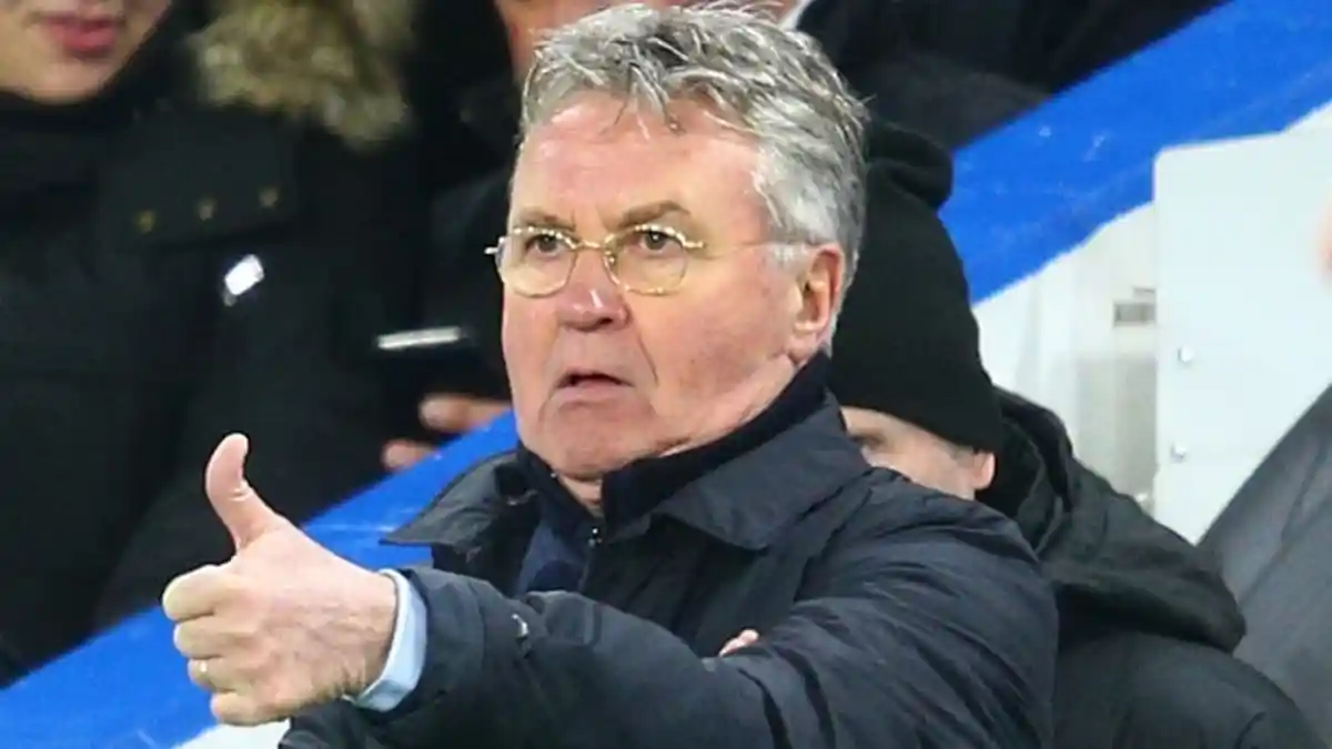 Guus Hiddink: Diego Costa Dipukul Bagian Belakangnya
