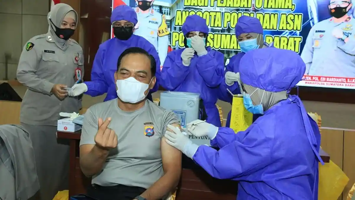 Apakah Suntik Vaksin Covid-19 Membatalkan Puasa Ramadhan 2021? Ini Jawaban Wapres Ma'ruf Amin