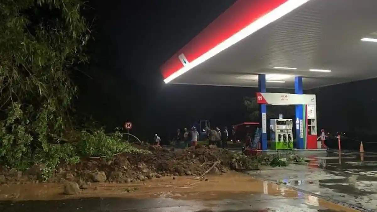 Dugaan Penyebab Tebing Longsor di Rest Area Tol Ungaran, PT TMJ: Kami Akan Terjunkan Tim Ahli