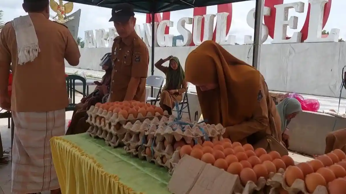 Pasar Murah Hadir di Anjungan Sungai Mata Allo Enrekang