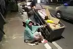 manusia-gerobak-yang-menghiasi-sekitaran-wilayah-kemang.jpg