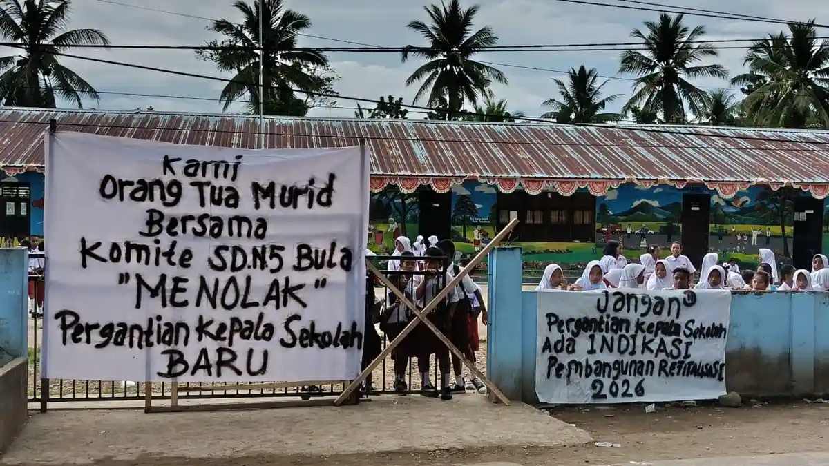 Orang Tua Murid SD 5 Bula Gelar Pertemuan, Desak Pemerintah Batalkan Pergantian Kepala Sekolah