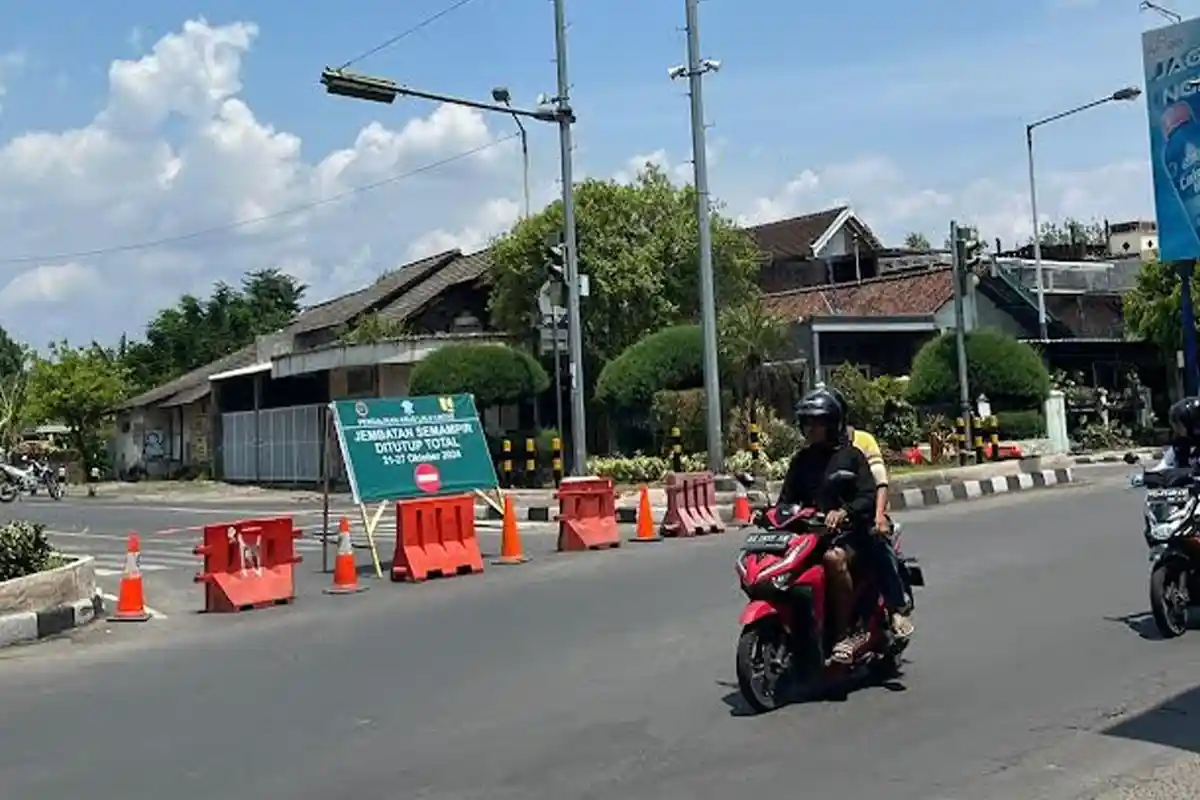 Ini Pengalihan Arus Lalu Lintas Kota Kediri Saat Jembatan Semampir Ditutup  Hingga 27 Oktober 2024