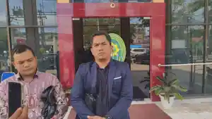 LAPORKAN-KAPOLRES-Abdur-Rozzak-pengacara-mantan-personel.jpg
